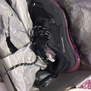 Balenciaga sneakers new